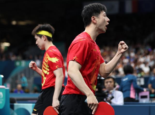 巴黎奥运会+_+乒乓球——男团：中国队晋级半决赛XxjpseC010262_20240807_MVPFN0A001.jpg