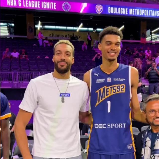 连续两场统治级表现 篮球世界因文班亚马彻底疯狂