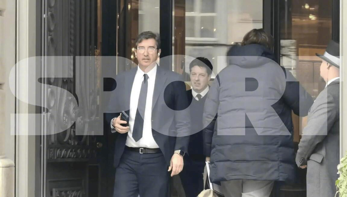 爱游戏体育app-巴萨竞选团队密会曼城高层，商谈哈兰德优先购买权|巴塞罗那|马德里|哈维尔-帕蒂尼奥|布鲁诺·索里亚诺|埃尔林-哈兰德_新浪体育_新浪新闻