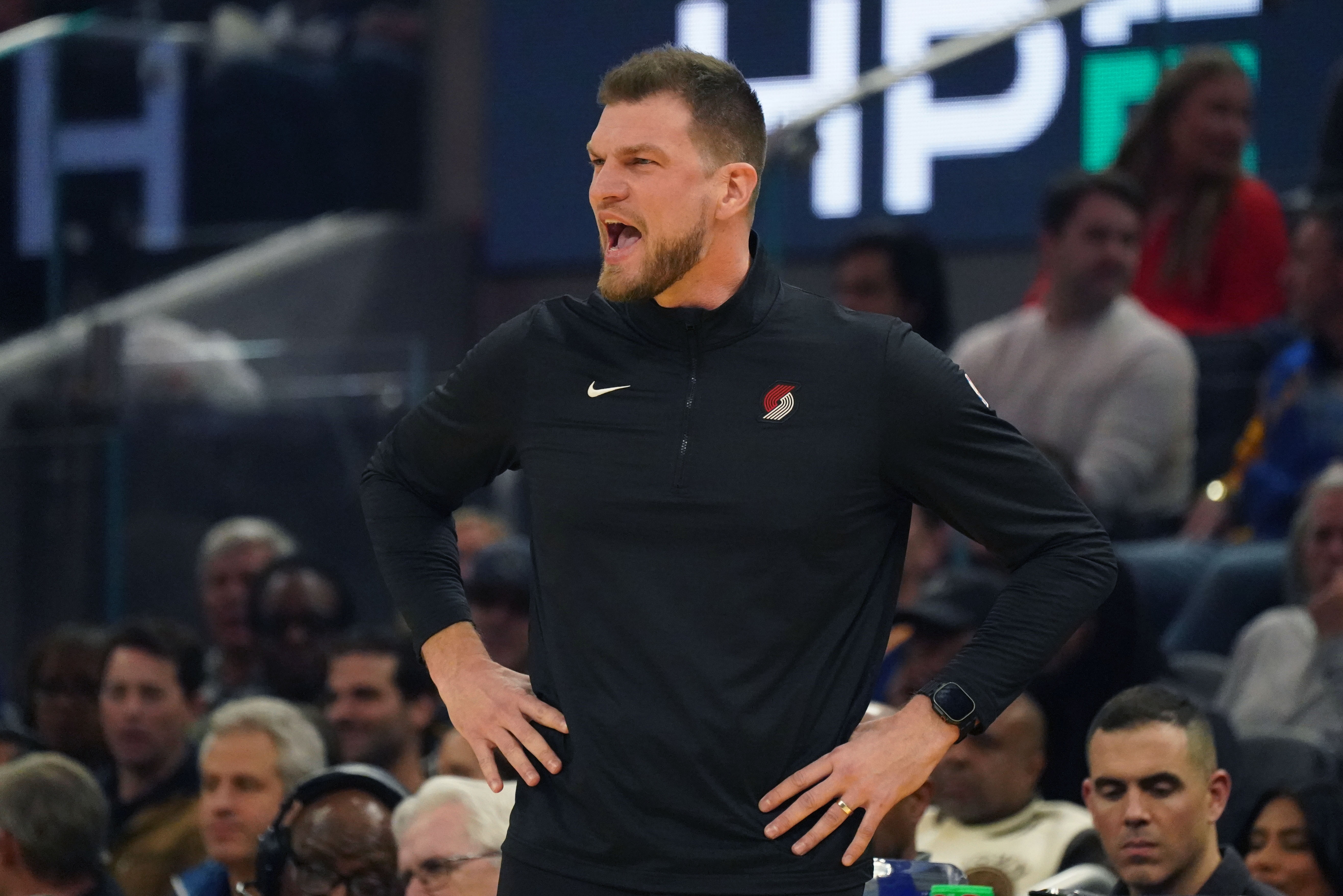 爱游戏体育app-如何安排克罗宁&amp;斯普利特？开拓者新老板：还不好说 但我标准较高